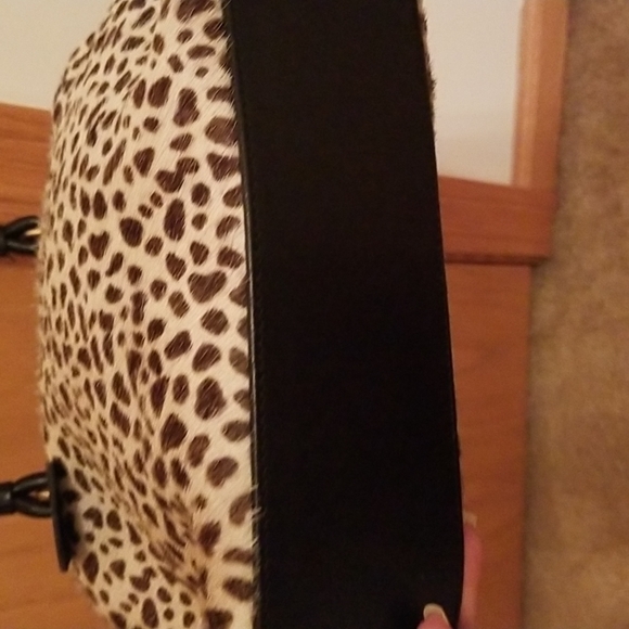 Vintage Genuine Leather Bag - Picture 6 of 7